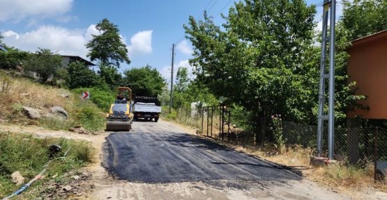 ANDIRIN'DA MAHALLELERİN YOL İHTİYAÇLARI KARŞILANIYOR