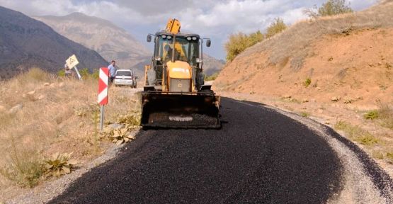 EKİNÖZÜ KIRSALINDA ULAŞIM İYİLEŞİYOR