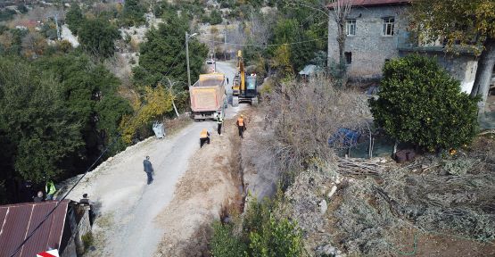 HACIVELİUŞAĞI MAH. İÇMESUYU MESELESİ ÇÖZÜLÜYOR